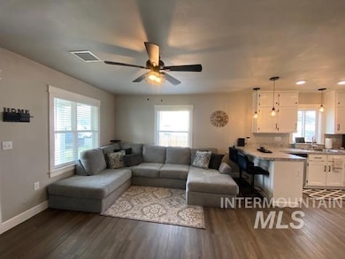 1123 9th St, Clarkston, WA 99403 - photo 4