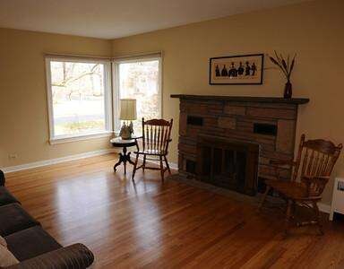 622 E Illinois St, Wheaton, IL 60187 - photo 3