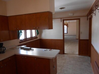 Kitchen-Dining<|><|>