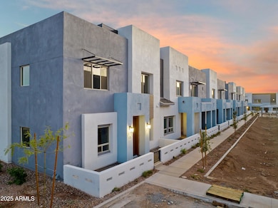 733 E Commonwealth Ave unit 29, Chandler, AZ 85225 - photo 2