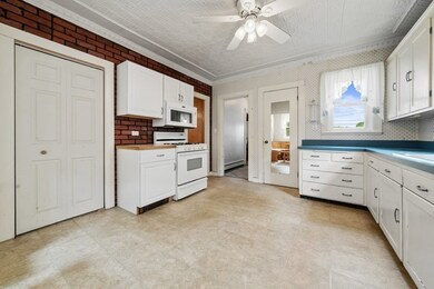 11 Grove St, Saugus, MA 01906 - photo 6