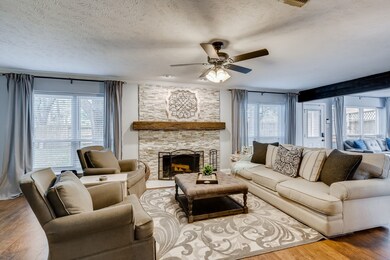 15706 Cliffbrook Ct, Houston, TX 77095 - photo 6