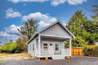 1705 SE 8th St, Lincoln City, OR 97367 - photo 2