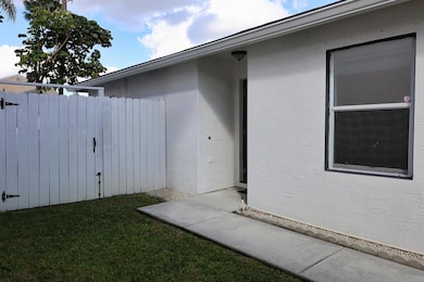 6196 Azalea Cir, West Palm Beach, FL 33415 - photo 7