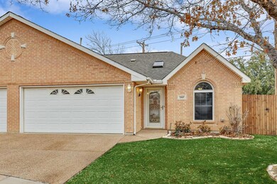 2517 Autumn Shade Ct, Bedford, TX 76021 - photo 3