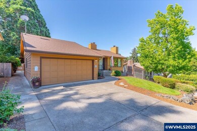 1030 Morningside Dr SE, Salem, OR 97302 - photo 2