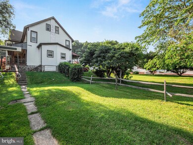 918 Morgantown Rd, Reading, PA 19607 - photo 5