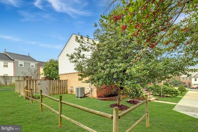 1969 Mayflower Dr, Woodbridge, VA 22192 - photo 3