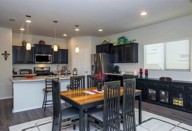 Dining area to Kitchen