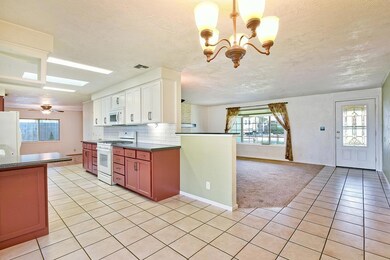 3460 Edella St, Central Point, OR 97502 - photo 7