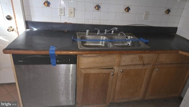 1736 Westphal Place, Baltimore, MD 21230 - photo 6