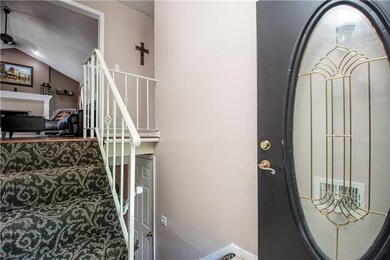 921 NW 13th St, Blue Springs, MO 64015 - photo 5