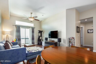 Living room/Dining Area