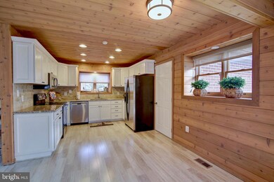 19990 Gleedsville Rd, Leesburg, VA 20175 - photo 7