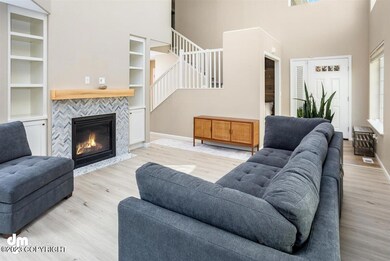 07-Living Room_IMG_6463-Edit