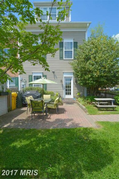 8730 Orchard Green Ct, Odenton, MD 21113 - photo 2