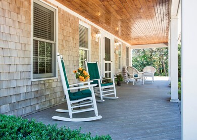 16 Thaxter Ln, Edgartown, MA 02539 - photo 3