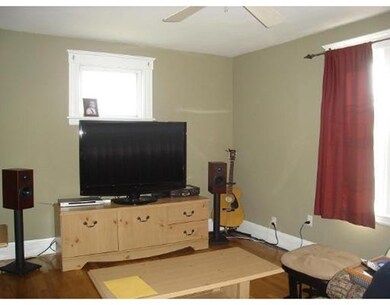 32 Oakland St unit 32, Watertown, MA 02472 - photo 3