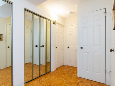 250 Hammond Pond Pkwy unit 508N, Chestnut Hill, MA 02467 - photo 2