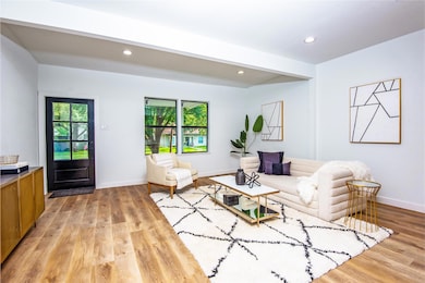 5927 Bryan Pkwy, Dallas, TX 75206 - photo 4