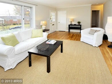 5101 Bangor Dr, Kensington, MD 20895 - photo 4