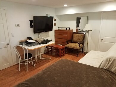 19 Broadlawn Park unit B, Chestnut Hill, MA 02467 - photo 3