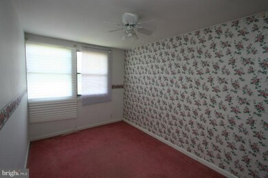 4103 Hollins Ferry Rd, Halethorpe, MD 21227 - photo 6