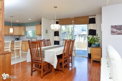 Dining Room 9902-SMALL