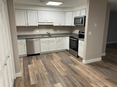 10 Barrington Ave unit 204, Nashua, NH 03062 - photo 3