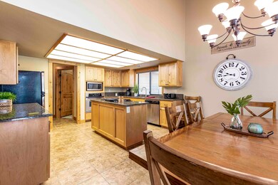 17844 Liesure Ln unit 7, Sunriver, OR 97707 - photo 6