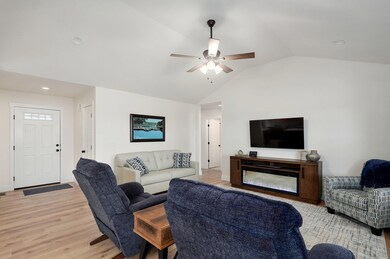2608 W Webb Rd-21