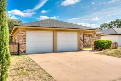1204 Gregory Dr, San Angelo, TX 76905 - photo 4