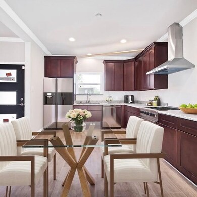 7122 Saint Augustine St, Houston, TX 77021 - photo 7