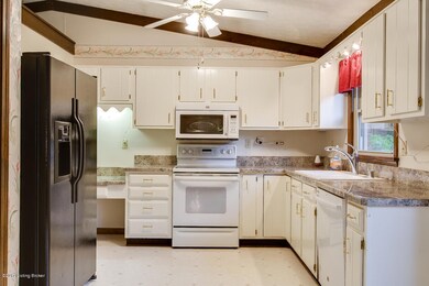 10807 Cherry Grove Ct-9