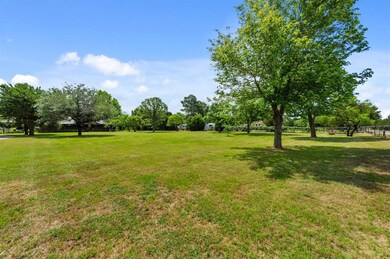 325 Cemetery Rd, Decatur, TX 76234 - photo 2