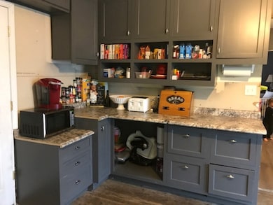 518 W Grant St, Greentown, IN 46936 - photo 7