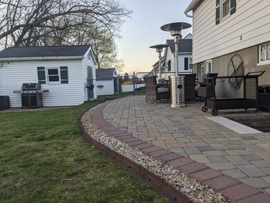 19 Carroll St, Auburn, MA 01501 - photo 3