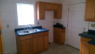 512 W Lapeer St, Lansing, MI 48933 - photo 6