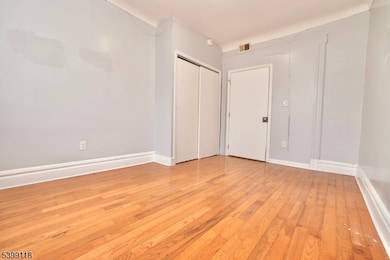 20 Stuyvesant Ave, Newark, NJ 07106 - photo 6