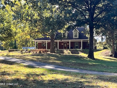 5816 Rolling Pine Dr N, Olive Branch, MS 38654 - photo 2