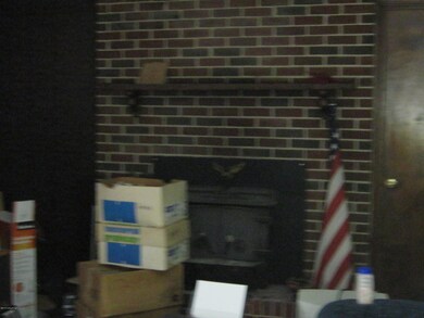 8304 Trakia Ct, Louisville, KY 40219 - photo 4