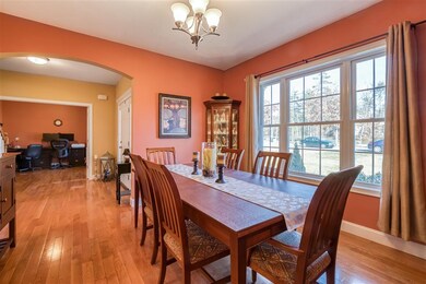 64 Hawthorne Dr, Auburn, NH 03032 - photo 4