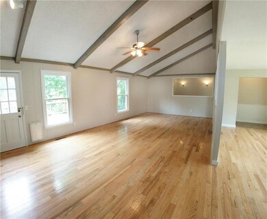 6908 Brownridge Dr, Shawnee, KS 66218 - photo 2