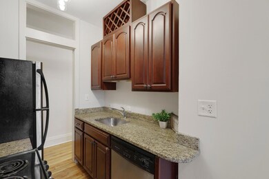 220 Marshall Ave unit 3, Saint Paul, MN 55102 - photo 2