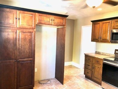 704 Chestnut St, Latrobe, PA 15650 - photo 6