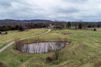 11746 Strain Community Rd, Fayetteville, AR 72701 - photo 4