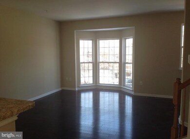 9809 Juniper Dr, Bowie, MD 20721 - photo 2