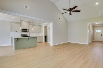 10-110-DSC_7756LRenfused