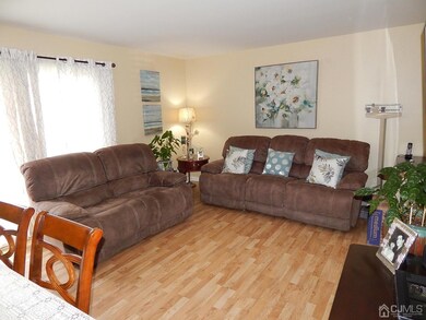 12 Giles Biondi Ct, Bound Brook, NJ 08805 - photo 5