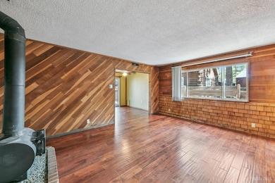 1149 Oak Ave, South Lake Tahoe, CA 96150 - photo 6